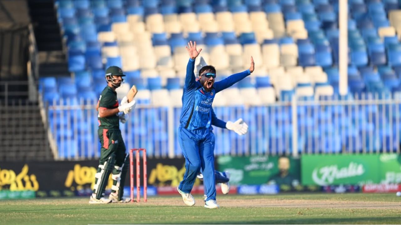 সমীকরণ মেলাতে পারেনি, আফগানদের দাপুটে জয়ে বাংলাদেশের বিদায় 