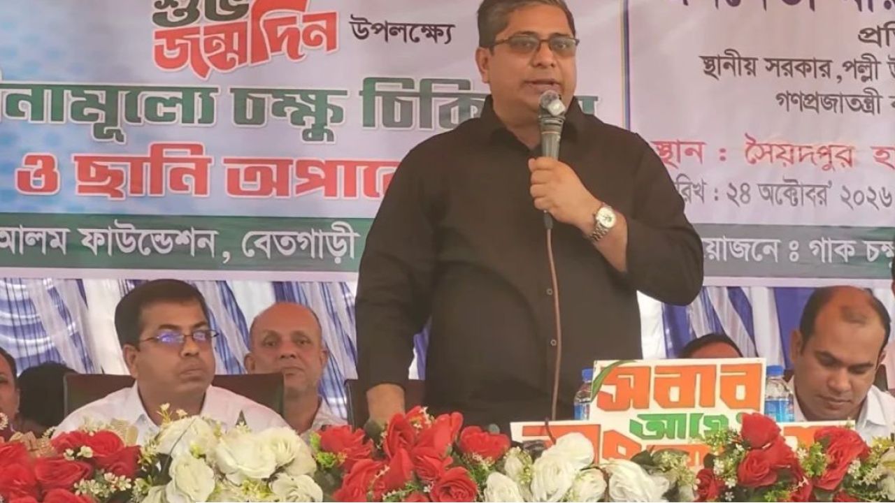 জামায়াত নিজেদের কর্মীদের ছাড়া একজন ফকিরকেও ভিক্ষা দেয় না: মীর শাহে আলম